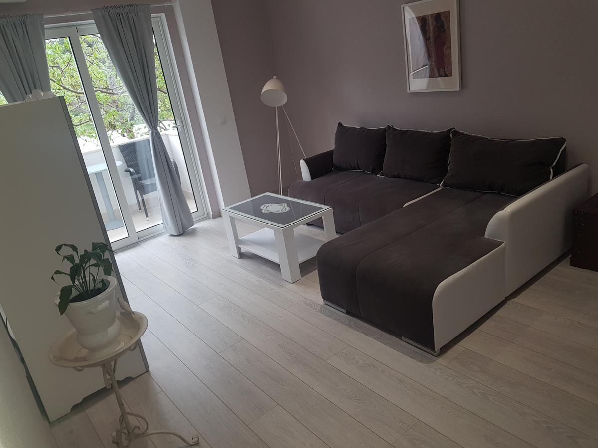 Apartmani Dijana Podgora Exterior photo